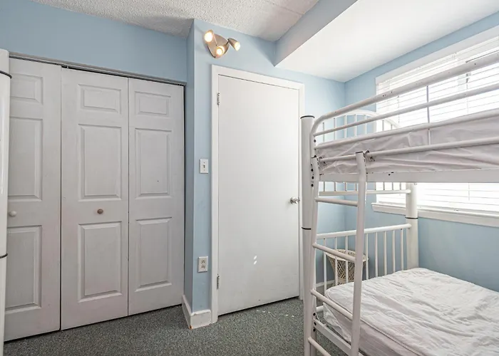 Oceanfront Capri Indoor Pool Tennis Pickleball And Balcony * Ocean City
