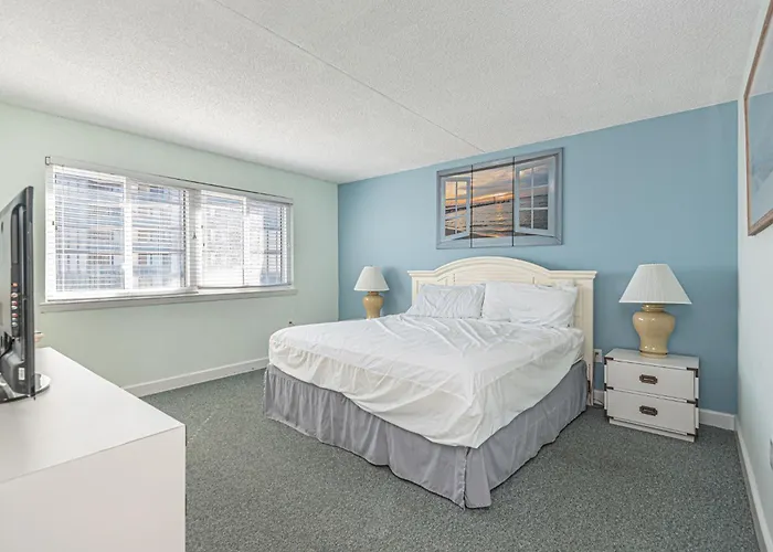 Oceanfront Capri Indoor Pool Tennis Pickleball And Balcony