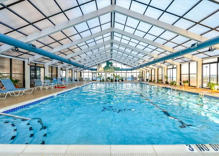 Oceanfront Capri Indoor Pool Tennis Pickleball And Balcony Holiday home