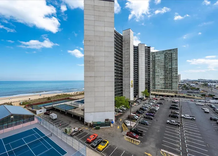 Oceanfront Capri Indoor Pool Tennis Pickleball And Balcony